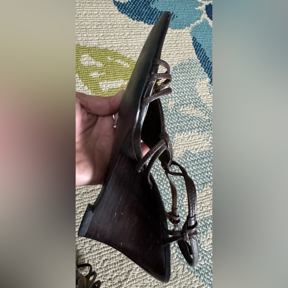 Women's Apostrophe Vera Open Toe Wedge Sandal Brown Shoes Size 6.5M - Picture 4 of 10